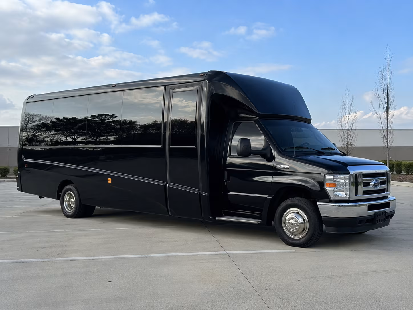 fayettevillecharterbuscompany com helps you find the right color and style bus for your fayetteville wedding
