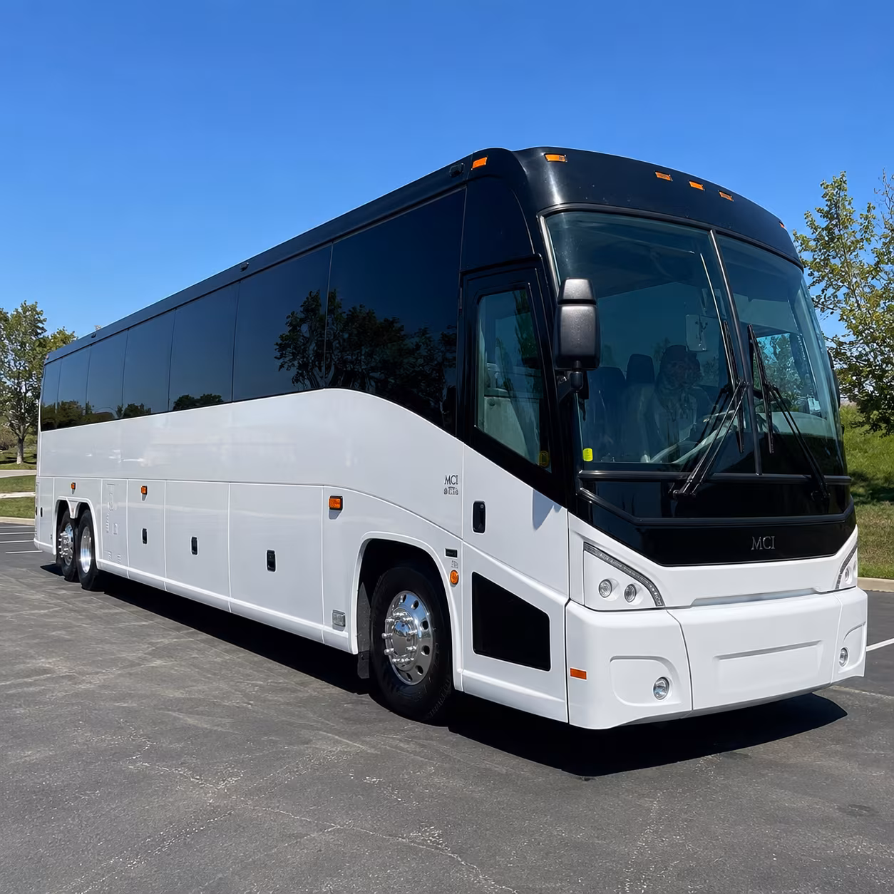 find group transportation to fayetteville regional airport without the hassle