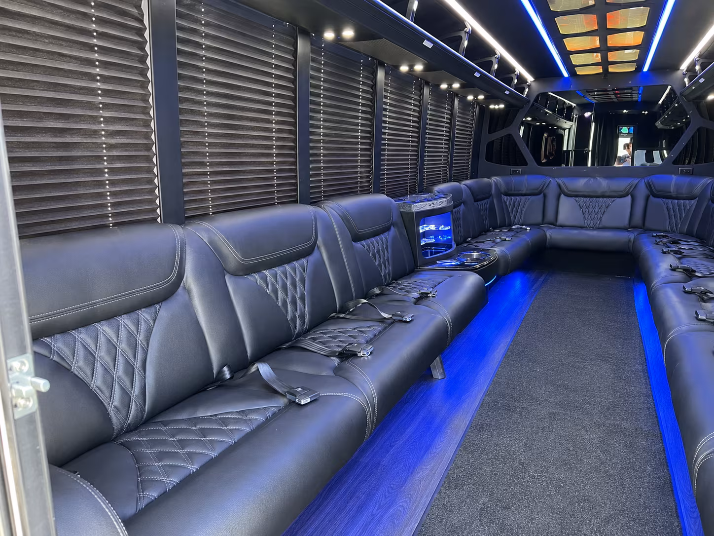 harrahs cherokee casino resort party bus rental
